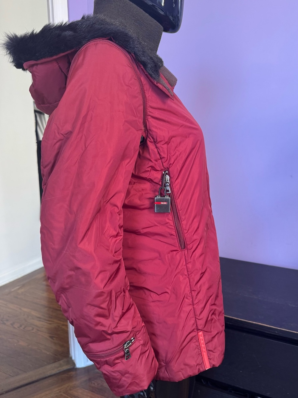 Prada red parka jacket with hood - Picture 11 of 16